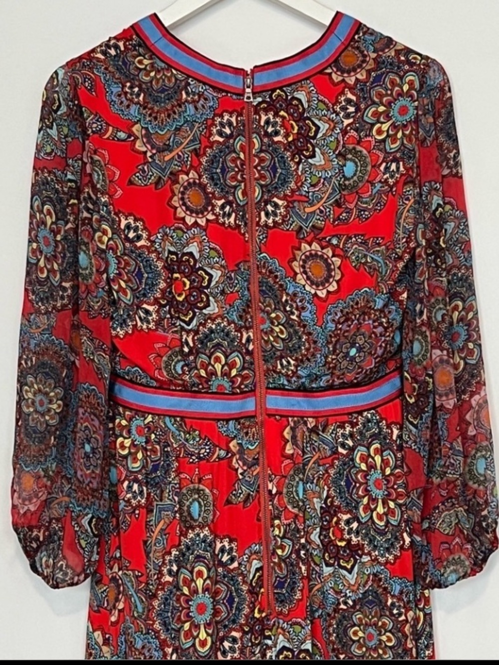 Alice + Olivia Jaida Ember Deep V Maxi Dress Poppy Multi 6 - Picture 7 of 10